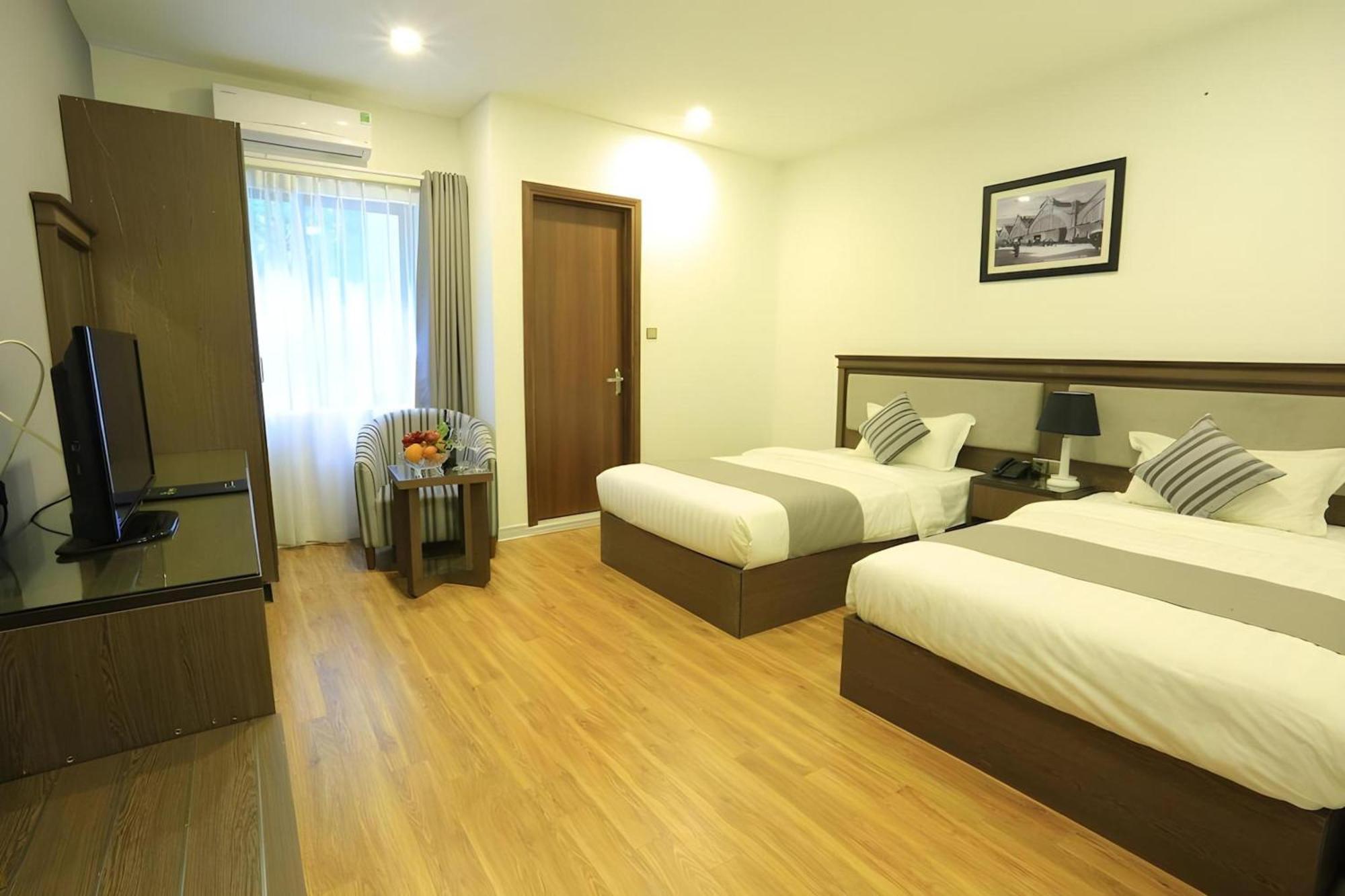 Collection O Le Grand Hanoi Hotel - The Tryst Exterior photo