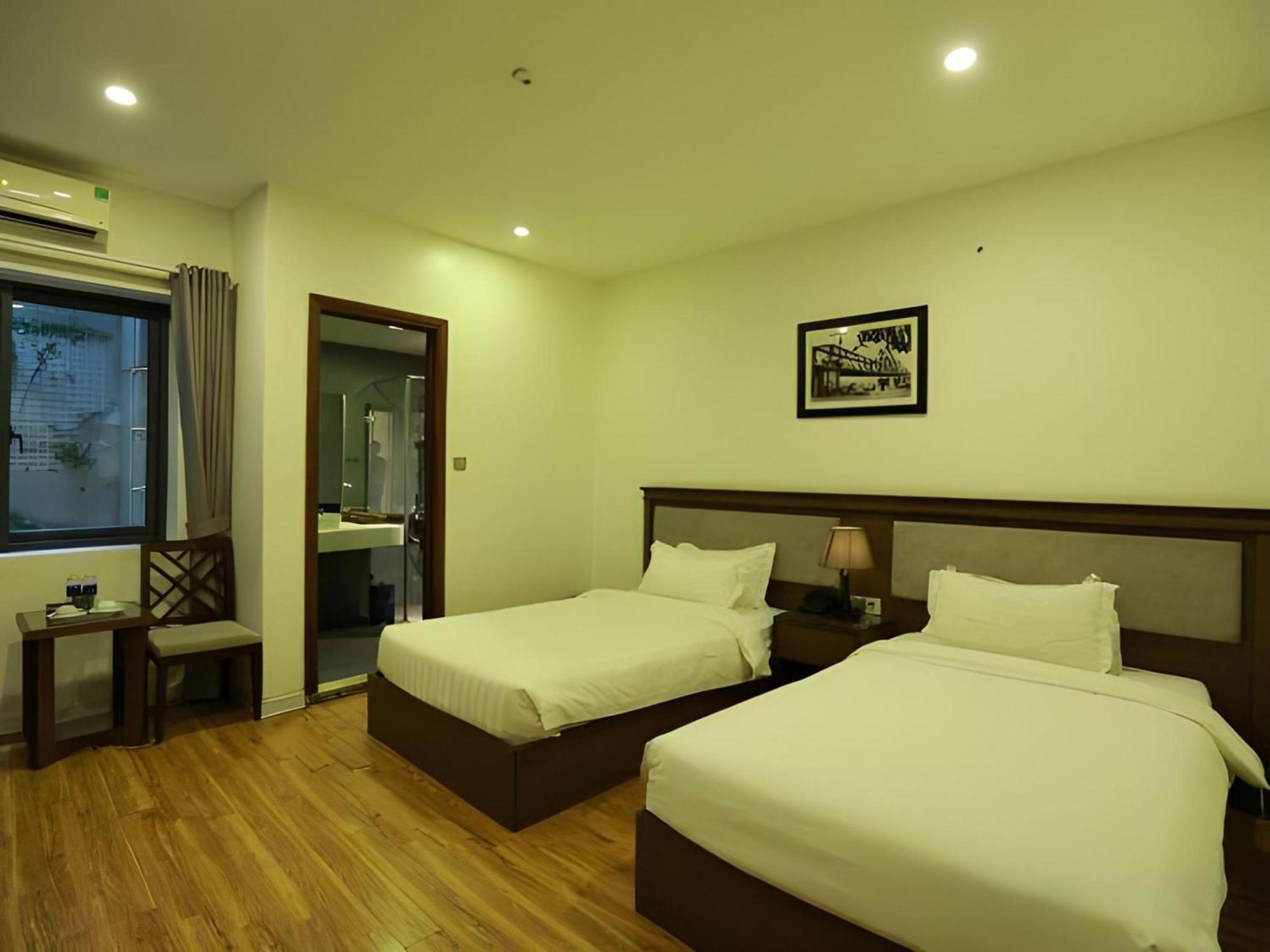 Collection O Le Grand Hanoi Hotel - The Tryst Exterior photo