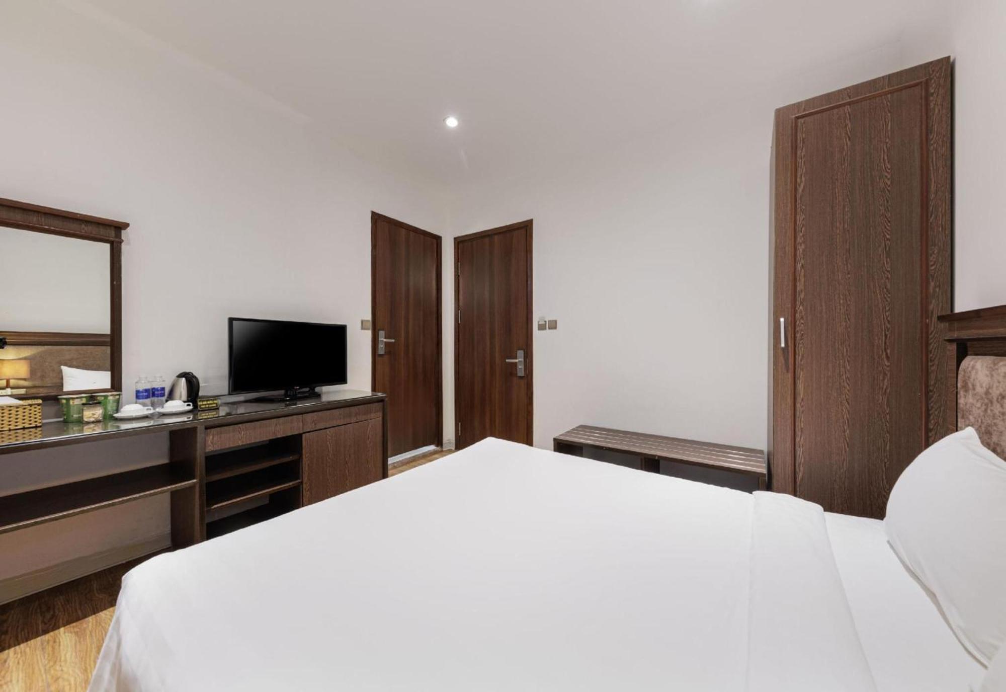 Collection O Le Grand Hanoi Hotel - The Tryst Exterior photo